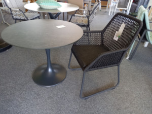 SIT: Tisch Trompete